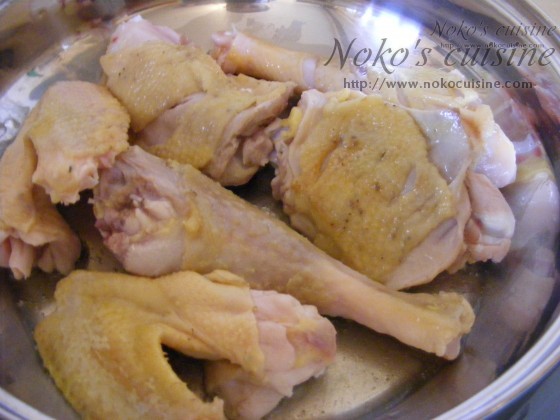 cook the chicken until becomes golden-brown