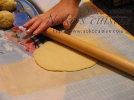 roll the dough into very thin circles